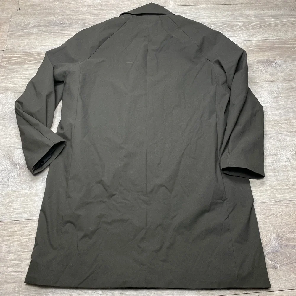 Banana Republic Motion Tech Mac Jacket Mens L Dark Pine Green Water Resistant
